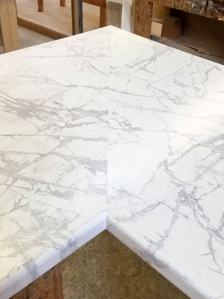 countertop mitre with large pattern
